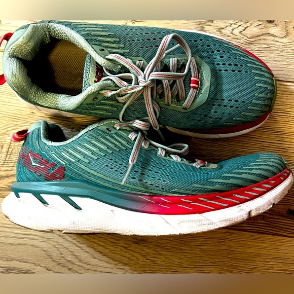 Hoka Light blue and Red Athletic Sneakers size 6 - Picture 1 of 6